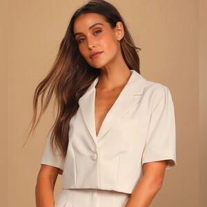 Posh Company Ivory Cropped Short Sleeve Blazer
Lulus